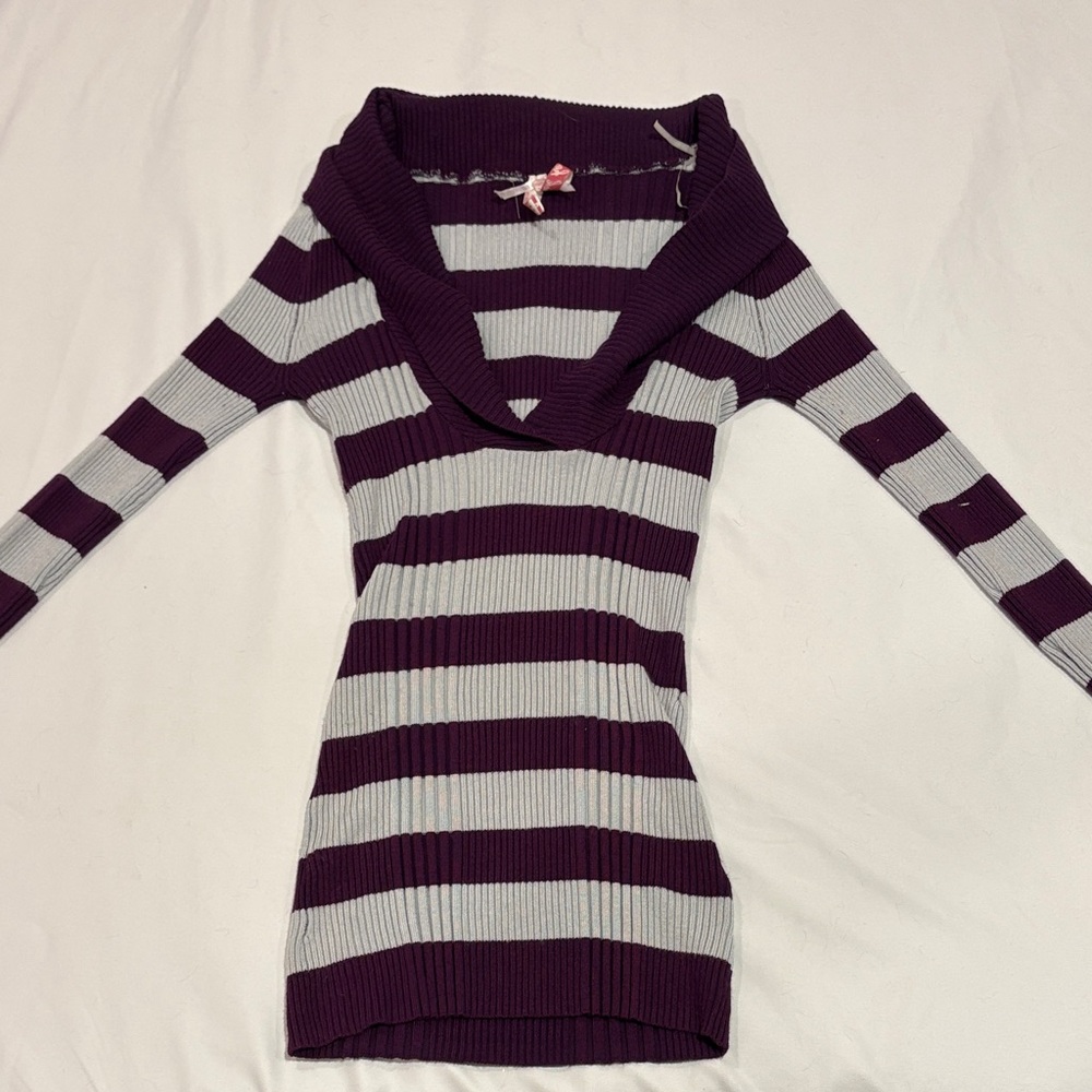 Derek Heart Sweater